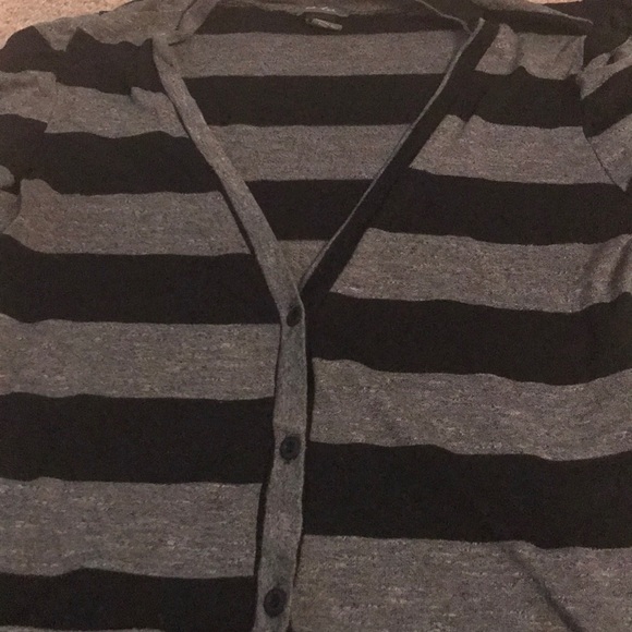 Striped sweater 😊 - Picture 5 of 5